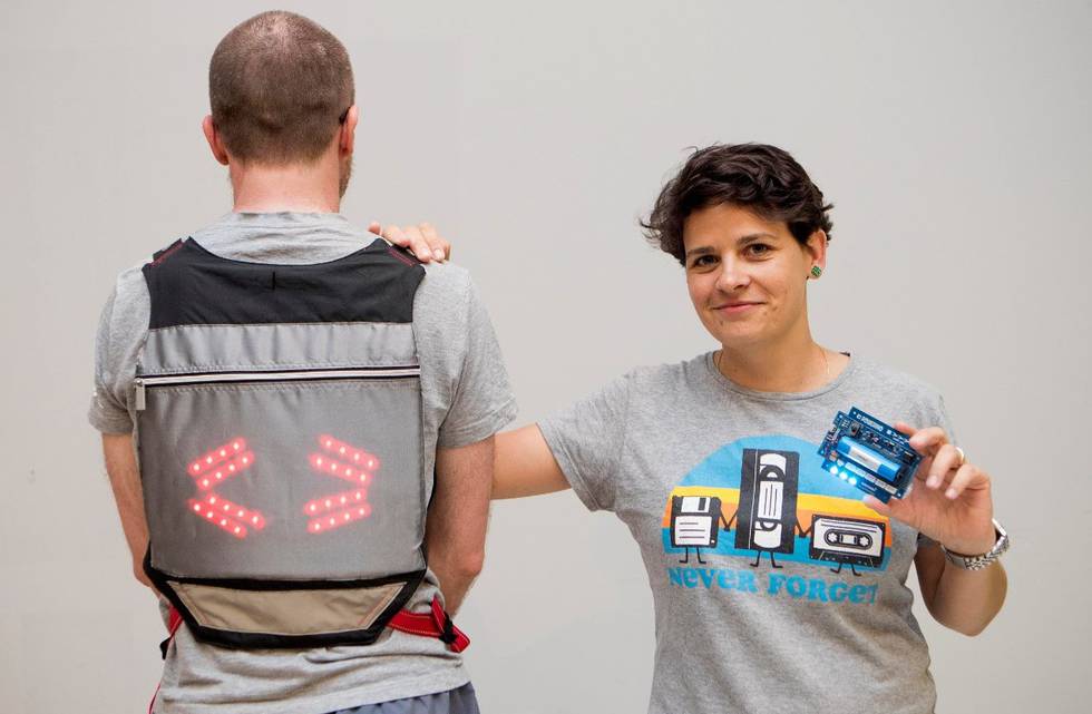 Inmaculada Barcenilla: "Soy más hacker, que aprende haciendo pero investigando"